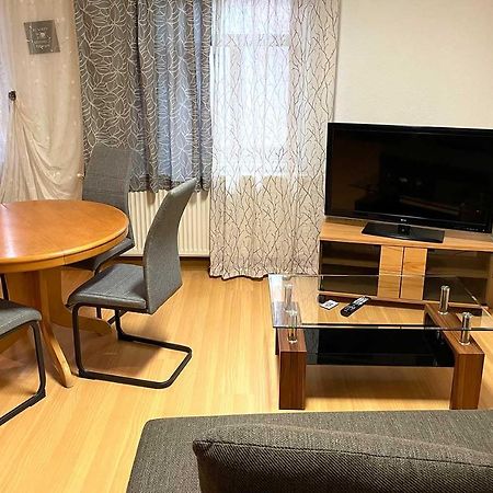 City Apartment With Wifi Near Jena Kahla  Εξωτερικό φωτογραφία