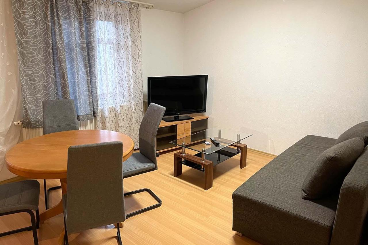 City Apartment With Wifi Near Jena Kahla  Εξωτερικό φωτογραφία
